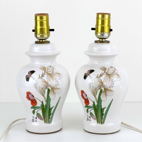 Set 2 Vintage Ceramic Asian Oriental Electric Lamps Irises Butterfly Signed Mini - Picture 2 of 11